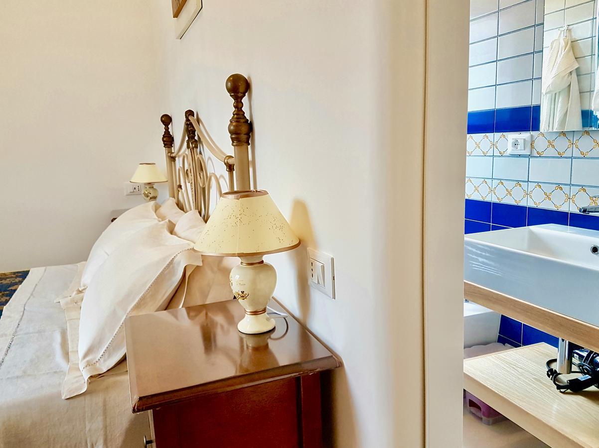 B&B All'Ombra Degli Ulivi Ostuni Εξωτερικό φωτογραφία